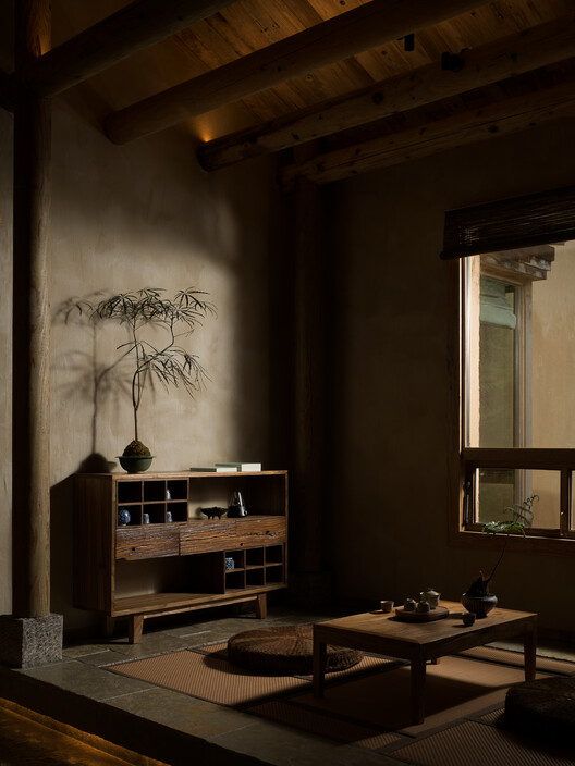 Yunxi Valley · Zhouluo / Shuimuyan Space Design - Interior Photography, Wood, Shelving