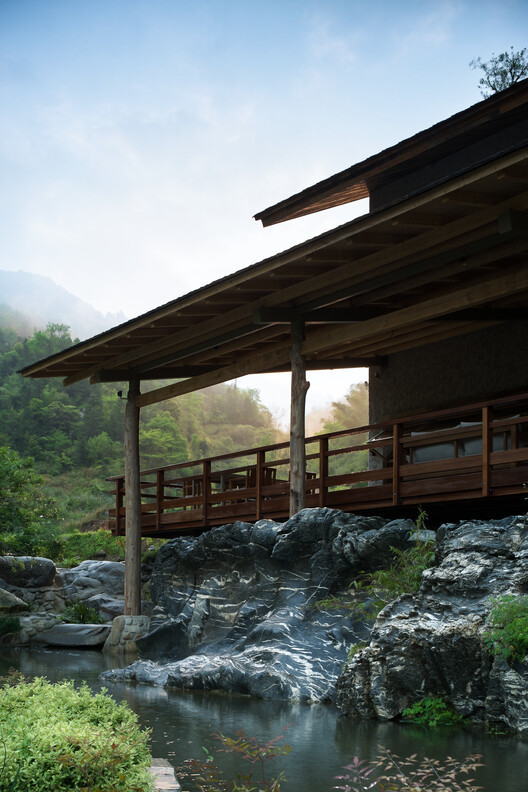 Yunxi Valley · Zhouluo / Shuimuyan Space Design - Exterior Photography, Wood