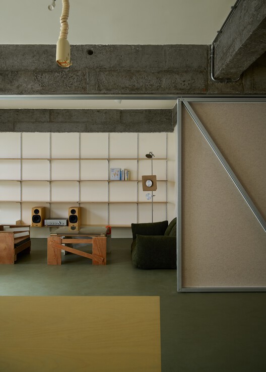 amass workroom / amass amass workroom / amass - Interior Photography, Wood, Lighting, Shelving, Chair