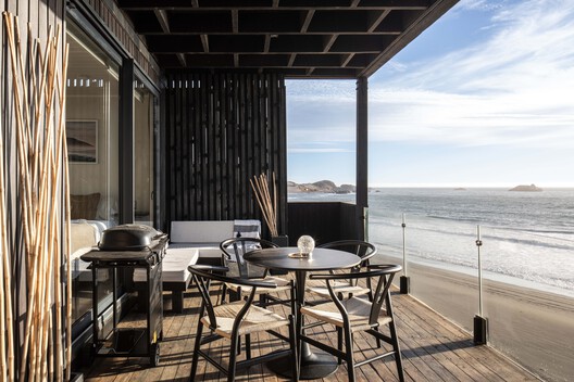 Cabanas Qbos Matanzas / Worc Arquitectos Cabanas Qbos Matanzas / Worc Arquitectos - Fotografia de Interiores, Sala de Jantar, Madeira, Cadeira, Balcão