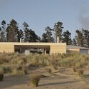 Double Courtyard House / Roberts Gray Architects - Exterior Photography, Houses
