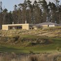 Double Courtyard House / Roberts Gray Architects - Houses