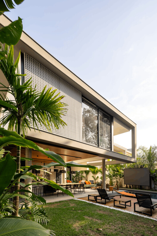 C21 Residence / Raiz Arquitetura C21 Residence / Raiz Arquitetura - Image 19 of 21