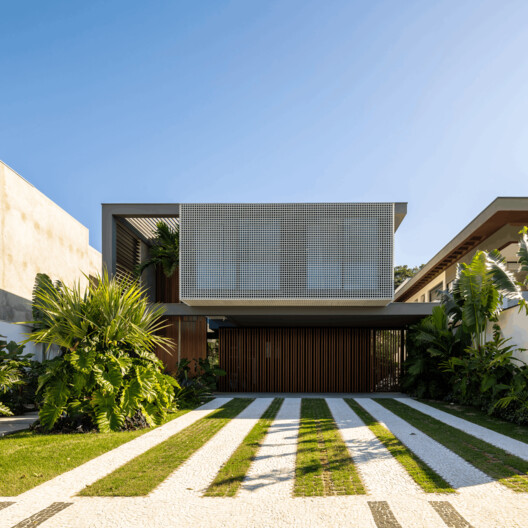 C21 Residence / Raiz Arquitetura C21 Residence / Raiz Arquitetura - Exterior Photography, Courtyard