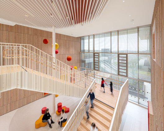 Josef-Schwarz School / Behnisch Architekten - Interior Photography, Stairs, Wood