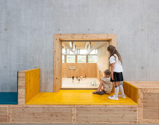 Josef-Schwarz School / Behnisch Architekten - Interior Photography, Wood