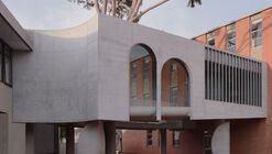 Gallery For A Tree "Flyover" Marcellin College  / Farrell Wray Architects