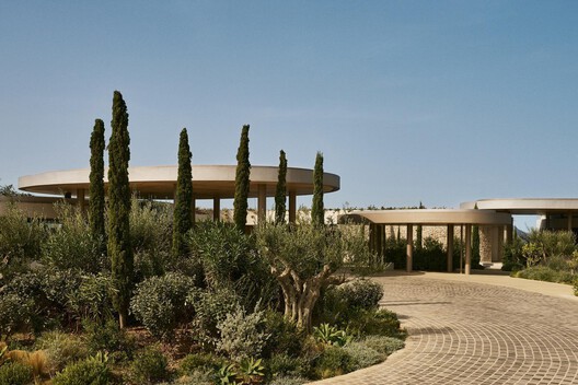 Mandarin Oriental Costa Navarino / A.N. Tombazis & Associates Architects + K-Studio Mandarin Oriental Costa Navarino / A.N. Tombazis & Associates Architects + K-Studio - Image 17 of 23