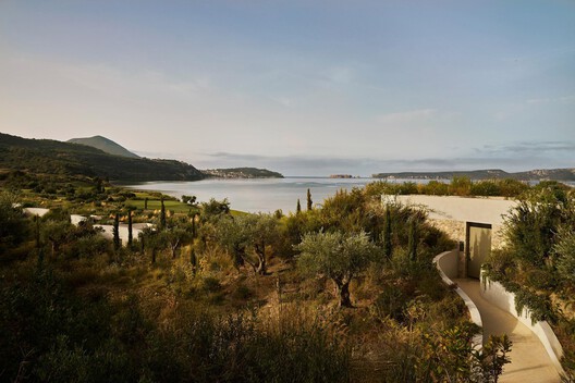 Mandarin Oriental Costa Navarino / A.N. Tombazis & Associates Architects + K-Studio Mandarin Oriental Costa Navarino / A.N. Tombazis & Associates Architects + K-Studio - Image 20 of 23