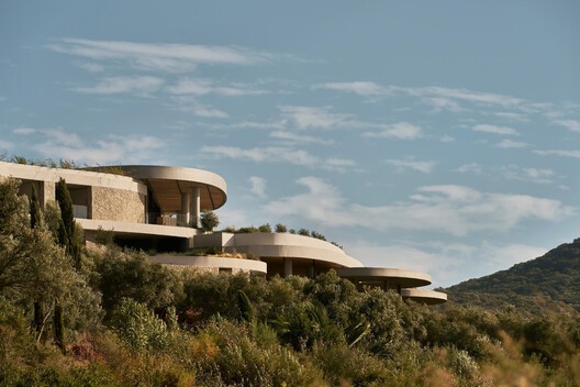 Mandarin Oriental Costa Navarino / A.N. Tombazis & Associates Architects + K-Studio Mandarin Oriental Costa Navarino / A.N. Tombazis & Associates Architects + K-Studio - Exterior Photography
