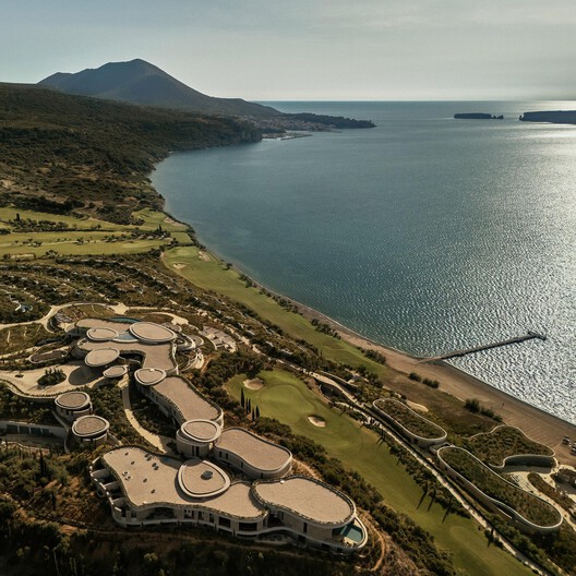 Mandarin Oriental Costa Navarino / A.N. Tombazis & Associates Architects + K-Studio Mandarin Oriental Costa Navarino / A.N. Tombazis & Associates Architects + K-Studio - Image 15 of 23
