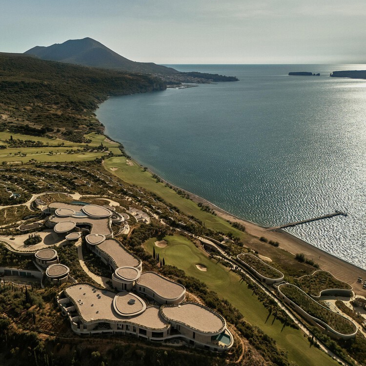 Mandarin Oriental Costa Navarino / A.N. Tombazis & Associates Architects + K-Studio - Image 15 of 23