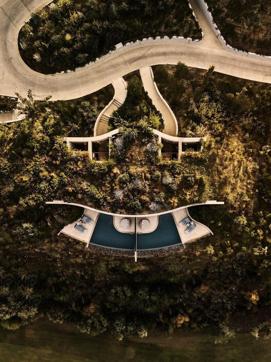 Mandarin Oriental Costa Navarino / A.N. Tombazis & Associates Architects + K-Studio Mandarin Oriental Costa Navarino / A.N. Tombazis & Associates Architects + K-Studio - Image 19 of 23