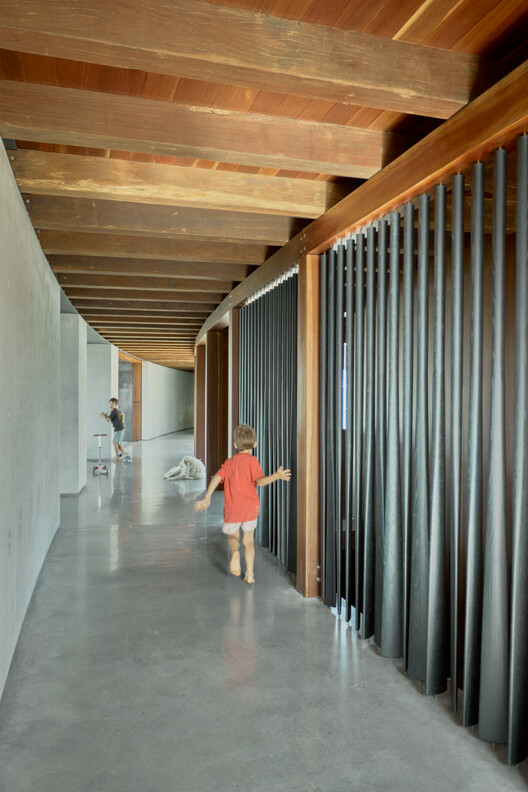 Saddleback Mountain House / Casey Brown Architecture - Interior Photography, Column