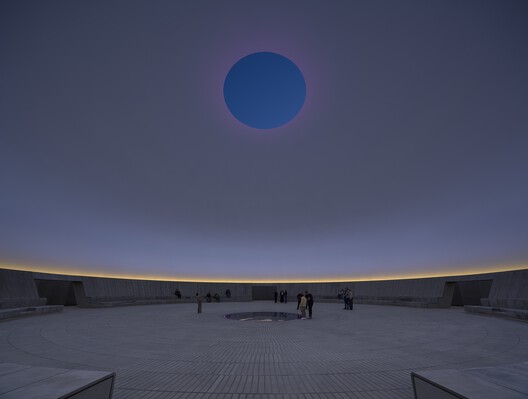 As Seen Below – The Dome, a Skyspace / James Turrell + SHL - Image 9 of 20