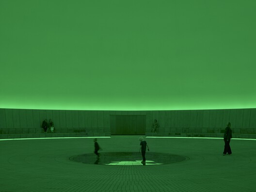As Seen Below – The Dome, a Skyspace / James Turrell + SHL - Interior Photography