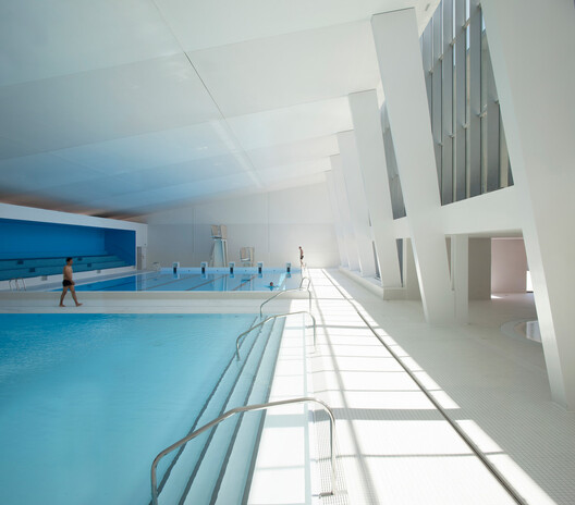 The Shape of Water: 20 Aquatic Centers Building Collective Landscapes The Shape of Water: 20 Aquatic Centers Building Collective Landscapes - Image 14 of 40