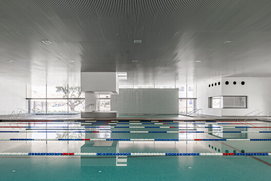The Shape of Water: 20 Aquatic Centers Building Collective Landscapes The Shape of Water: 20 Aquatic Centers Building Collective Landscapes - Image 19 of 40