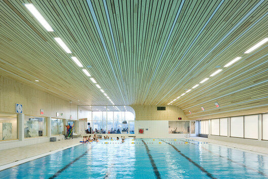 The Shape of Water: 20 Aquatic Centers Building Collective Landscapes The Shape of Water: 20 Aquatic Centers Building Collective Landscapes - Image 22 of 40