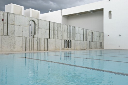 The Shape of Water: 20 Aquatic Centers Building Collective Landscapes The Shape of Water: 20 Aquatic Centers Building Collective Landscapes - Image 34 of 40