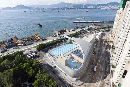 The Shape of Water: 20 Aquatic Centers Building Collective Landscapes The Shape of Water: 20 Aquatic Centers Building Collective Landscapes - Image 36 of 40