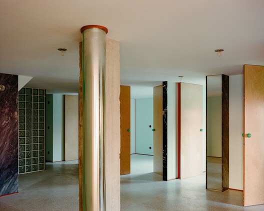 Apartment of Skewed Relations / fala - Image 14 of 24
