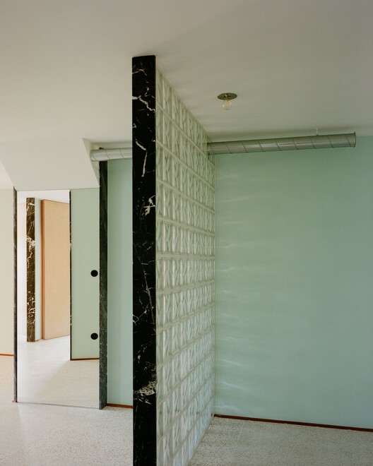Apartment of Skewed Relations / fala - Image 8 of 24