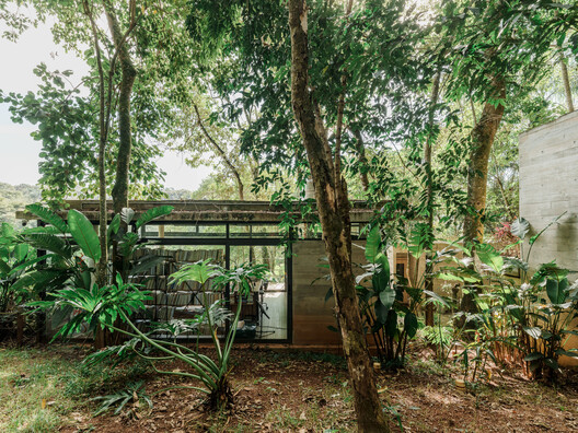 Cantareira Modules / Terra e Tuma Arquitetos Associados - Image 2 of 26