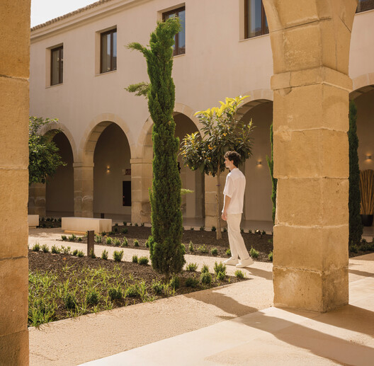 Las Cigarreras Industrial Complex / Ramón Esteve Estudio Las Cigarreras Industrial Complex / Ramón Esteve Estudio - Interior Photography, Arch, Courtyard, Garden, Arcade