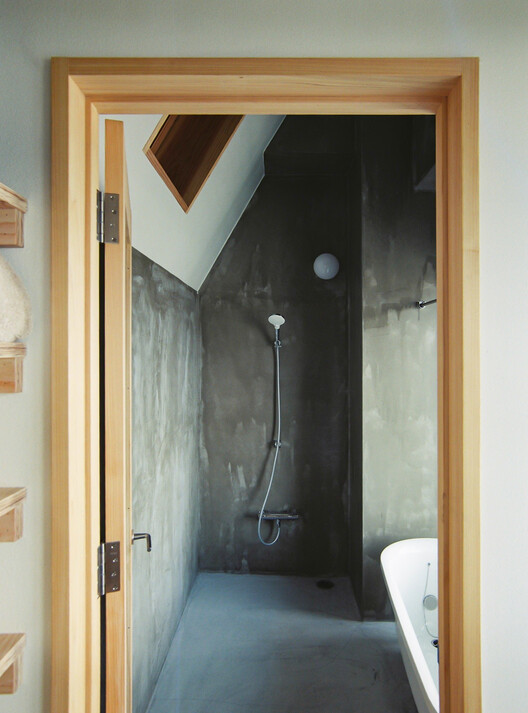 Nakano House / KUMA & ELSA - Interior Photography, Bathroom, Wood, Glass, Sink
