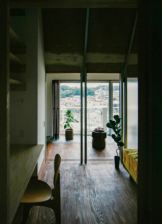 Nakano House / KUMA & ELSA - Interior Photography, Wood, Glass, Chair