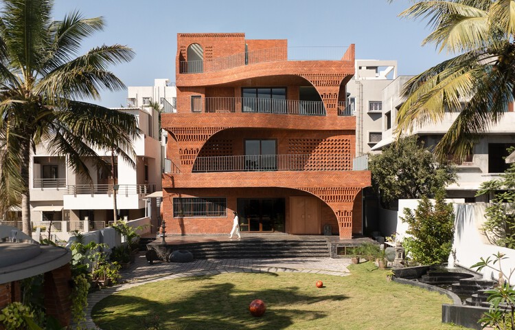  Anthill House / Kaushal TaTiya Architects - Exterior Photography, Houses