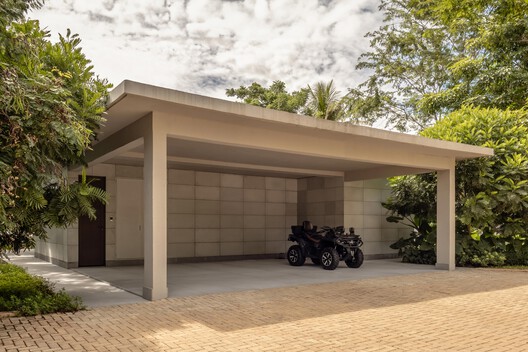 Lagoa Azul Suite / Carlos Alberto Arquitetura - Exterior Photography, Concrete