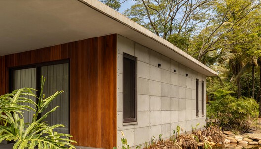 Lagoa Azul Suite / Carlos Alberto Arquitetura - Exterior Photography, Wood