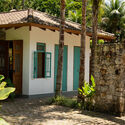 Casa Caiçara / Studio Carlito e Renata Pascucci - Fotografia de Exterior, Casas, Jardim, Porta, Balcão