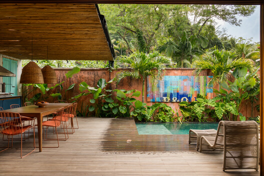 Caiçara House / Studio Carlito e Renata Pascucci - Exterior Photography, Wood, Patio, Chair, Garden, Deck