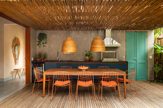 Caiçara House / Studio Carlito e Renata Pascucci - Interior Photography, Dining room, Wood, Table, Chair