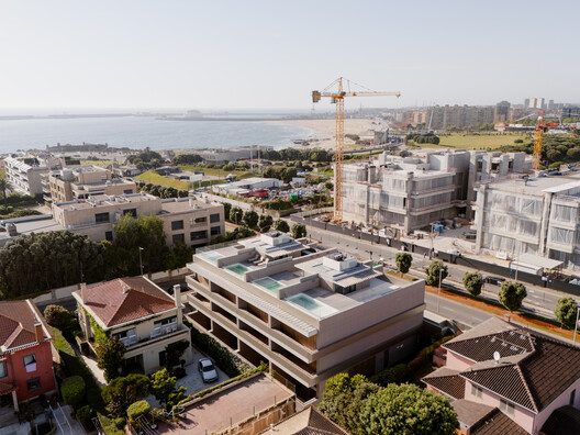 Boavista Housing / A43 Lda Boavista Housing / A43 Lda - Exterior Photography, Balcony
