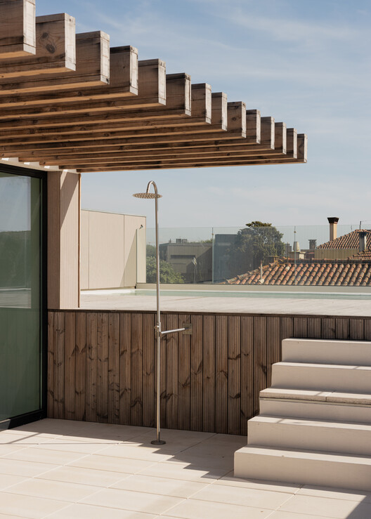 Boavista Housing / A43 Lda Boavista Housing / A43 Lda - Exterior Photography, Balcony