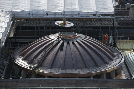 The London Museum Moves to Smithfield's Restored General Market Ahead of Long-Awaited Opening The London Museum Moves to Smithfield's Restored General Market Ahead of Long-Awaited Opening - Image 3 of 13