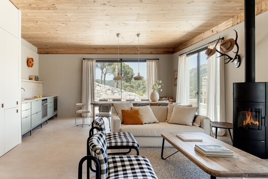 Casa Lago / More&Co Casa Lago / More&Co - Interior Photography, Wood, Chair, Table
