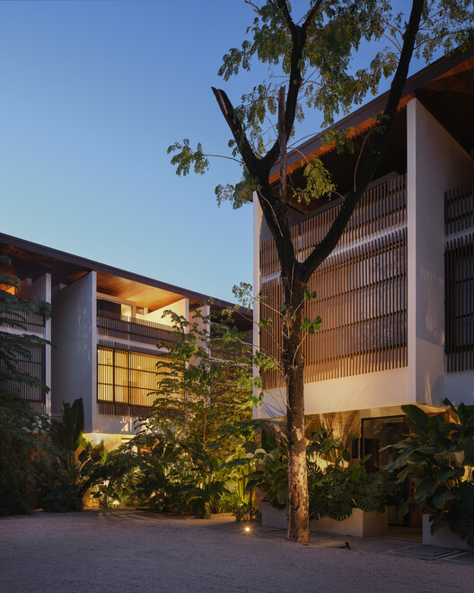 El Molino Residential Development / FAMM Arquitectura El Molino Residential Development / FAMM Arquitectura - Exterior Photography, Courtyard, Balcony