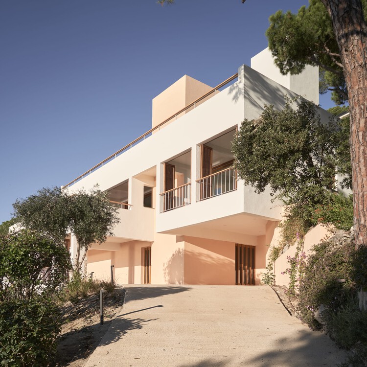 Casa Blajot / exitprojectes estudi d'arquitectura - fotografía exterior, balcón