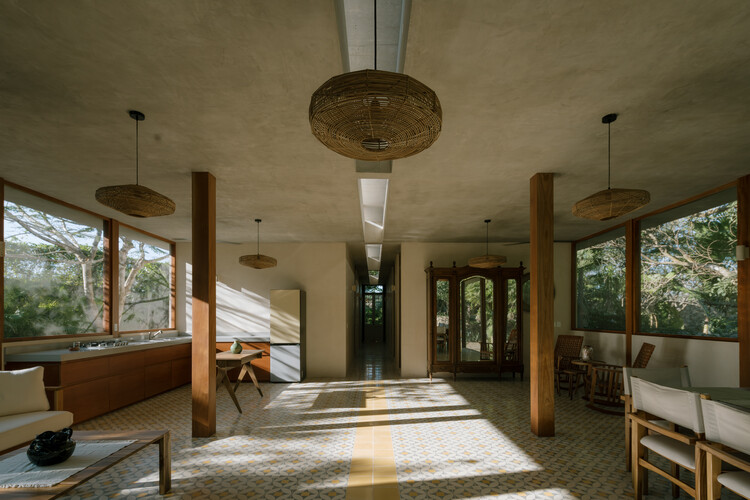 Casa en Mérida / F S D A - Fotografía interior, Madera, Fijación Vigas
