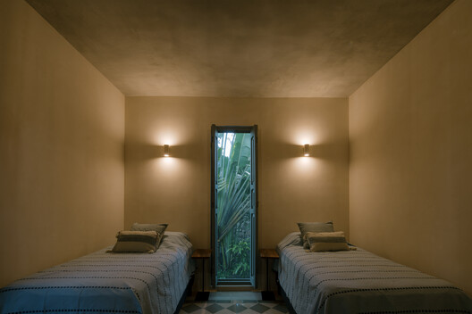 House in Mérida / F S D A - Interior Photography, Bedroom, Lighting, Bed