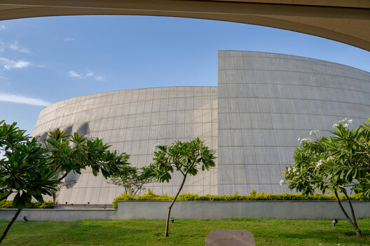 Aquatic Gallery / INI Design Studio Aquatic Gallery / INI Design Studio - Exterior Photography, Concrete