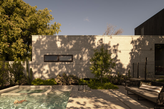 Shou Sugi Ban House / Sandy Anghie Architect - Image 17 of 17