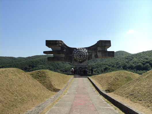 Concrete Memory: 12 Postwar Monuments Across Eastern Europe - Image 14 of 16