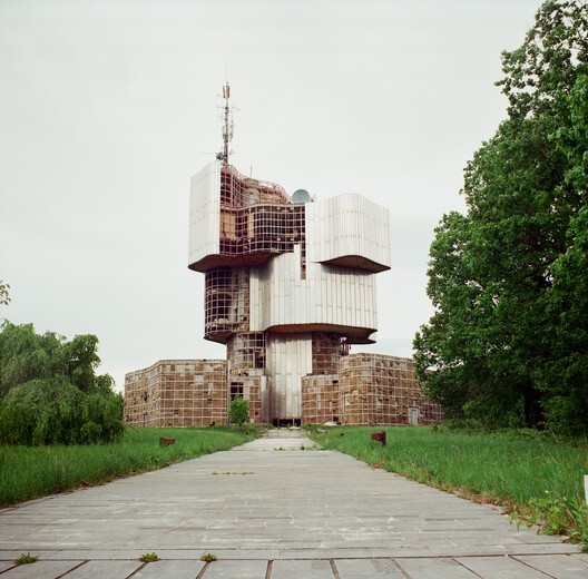 Concrete Memory: 12 Postwar Monuments Across Eastern Europe - Image 5 of 16