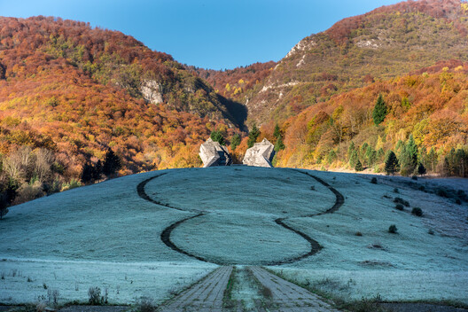 Concrete Memory: 12 Postwar Monuments Across Eastern Europe - Image 16 of 16